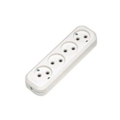 TDM ELECTRIC SQ1806-0011 Колодка розеточная 4 гнезда 2П б/з 10А 250В белая TDM